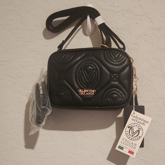 NWT Valentino Orlandi Black Quilted Crossbody Bag - Picture 1 of 2